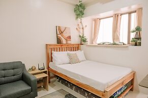 Tropical Bliss in the Metro