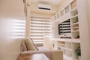 Playful & Charming City Loft