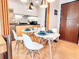 Luxe City Studio Hideaway