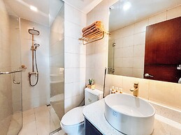 Luxe City Studio Hideaway