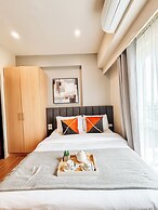 Luxe City Studio Hideaway