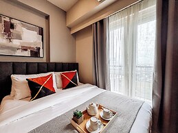 Luxe City Studio Hideaway