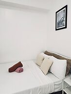 Bright & Airy Urban Escape