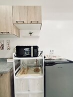 Bright & Airy Urban Escape