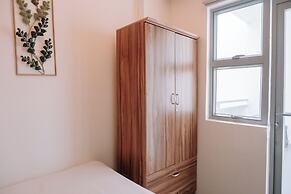 Stylish 1BR City Apartment