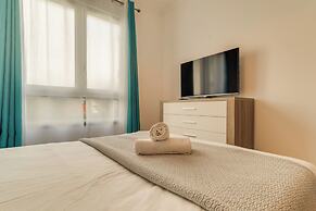 Steven Apartment by HRM