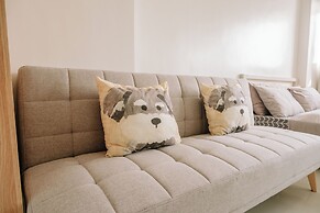 Your Serene City Hideaway