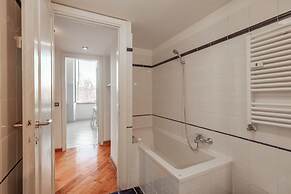 Esquilino Lightsome Apartment