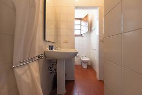 Country Villa In Tuscan Hills