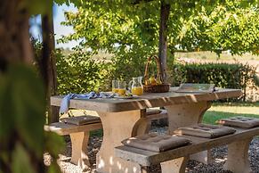 Country Villa In Tuscan Hills