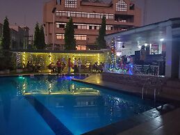 Savannah Suites & apartments