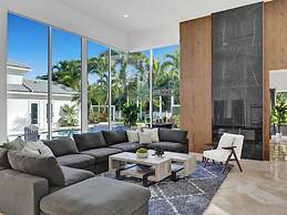 Sophia's Luxury Compound Resort w/ Heated Pool!