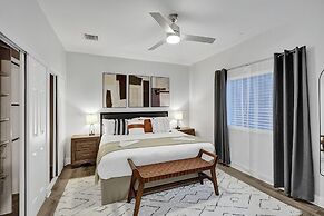 Sophia's Luxury Compound Resort w/ Heated Pool!