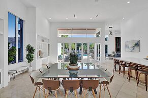 Sophia's Luxury Compound Resort w/ Heated Pool!