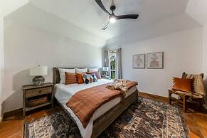 Spacious 90-acre Ranch Ideal for Families Reunions Events Sleeps 13 Sa