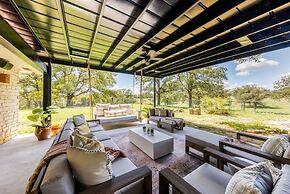 Spacious 90-acre Ranch Ideal for Families Reunions Events Sleeps 13 Sa