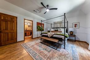 Spacious 90-acre Ranch Ideal for Families Reunions Events Sleeps 13 Sa