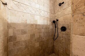 Spacious 90-acre Ranch Ideal for Families Reunions Events Sleeps 13 Sa