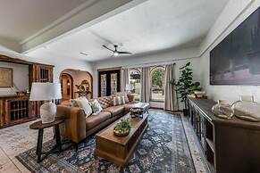 Spacious 90-acre Ranch Ideal for Families Reunions Events Sleeps 13 Sa