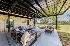 Spacious 90-acre Ranch Ideal for Families Reunions Events Sleeps 13 Sa