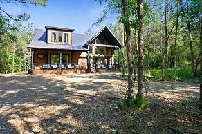 Luxurious Bright Modern Broken Bow Dream Retreat