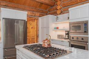 Absolutely Amazing Slopeside Mountain Lodge With spa