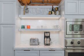 Absolutely Amazing Slopeside Mountain Lodge With spa