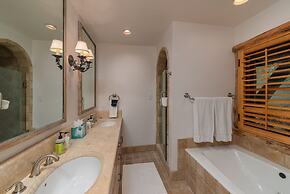 Absolutely Amazing Slopeside Mountain Lodge With spa