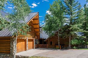 Absolutely Amazing Slopeside Mountain Lodge With spa