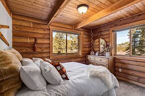 Private Luxurious Cabin w spa Near Breckenridge