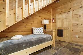 Spacious Luxury Lake Blue Ridge Forest Cabin an spa