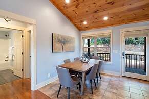 Gorgeous Blue Ridge Views Spacious Retreat With spa