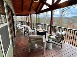 Gorgeous Blue Ridge Views Spacious Retreat With spa