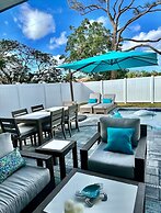 Exquisite Vanderbilt Beach Luxury Getaway