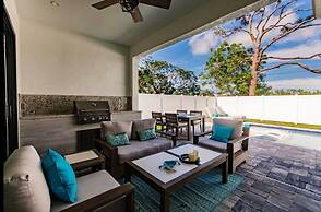 Exquisite Vanderbilt Beach Luxury Getaway