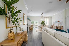 Fun Airy Florida Vacation Home With Private Pool