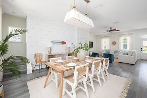 Fun Airy Florida Vacation Home With Private Pool