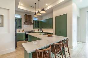 Stunning Vanderbilt Beach House With Heated Pool