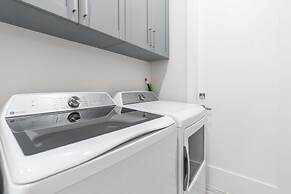 Sparkling new Vanderbilt Beach Luxury Escape