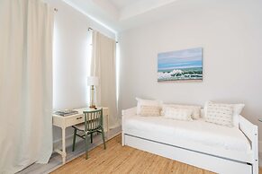 Sparkling new Vanderbilt Beach Luxury Escape