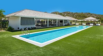 Oceanfront Luxury Villa Infinity Pool w Slide