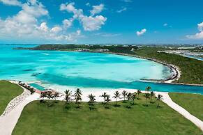 Oceanfront Luxury Villa Infinity Plunge Pools