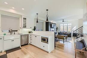 Old Town Ski-in Out Hot Tub Walk to Main St