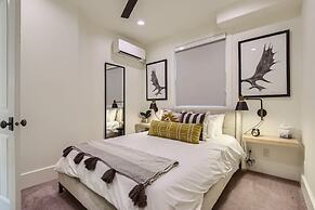 Old Town Ski-in Out Hot Tub Walk to Main St