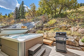 Old Town Ski-in Out Hot Tub Walk to Main St