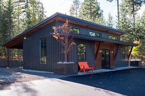 Architecturally Stunning Cle Elum Luxury Retreat
