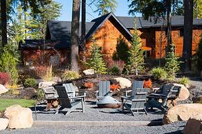 Architecturally Stunning Cle Elum Luxury Retreat