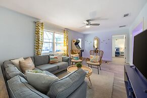 Fun Family-friendly Largo Home Heated Pool