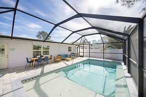 Fun Family-friendly Largo Home Heated Pool