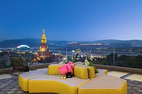 voco Xishuangbanna Gaozhuang by IHG